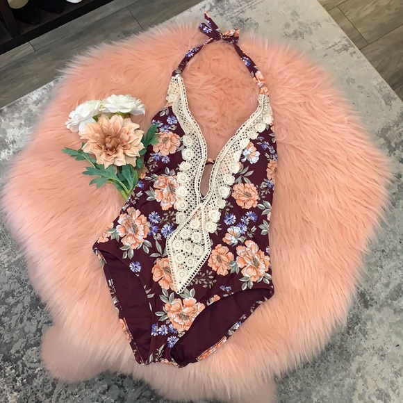 Kona Sol Other - 🛍FIRM! NEW Kona Sol One Piece Lace Swimsuit